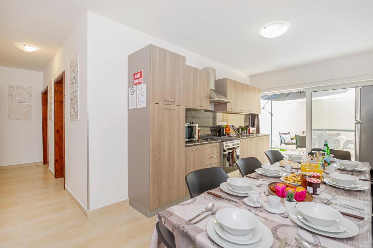 Summer Breeze 3 Bedroom Family Maisonette With Sunny Terrace In Mellieha - By Getawaysmalta Exterior foto